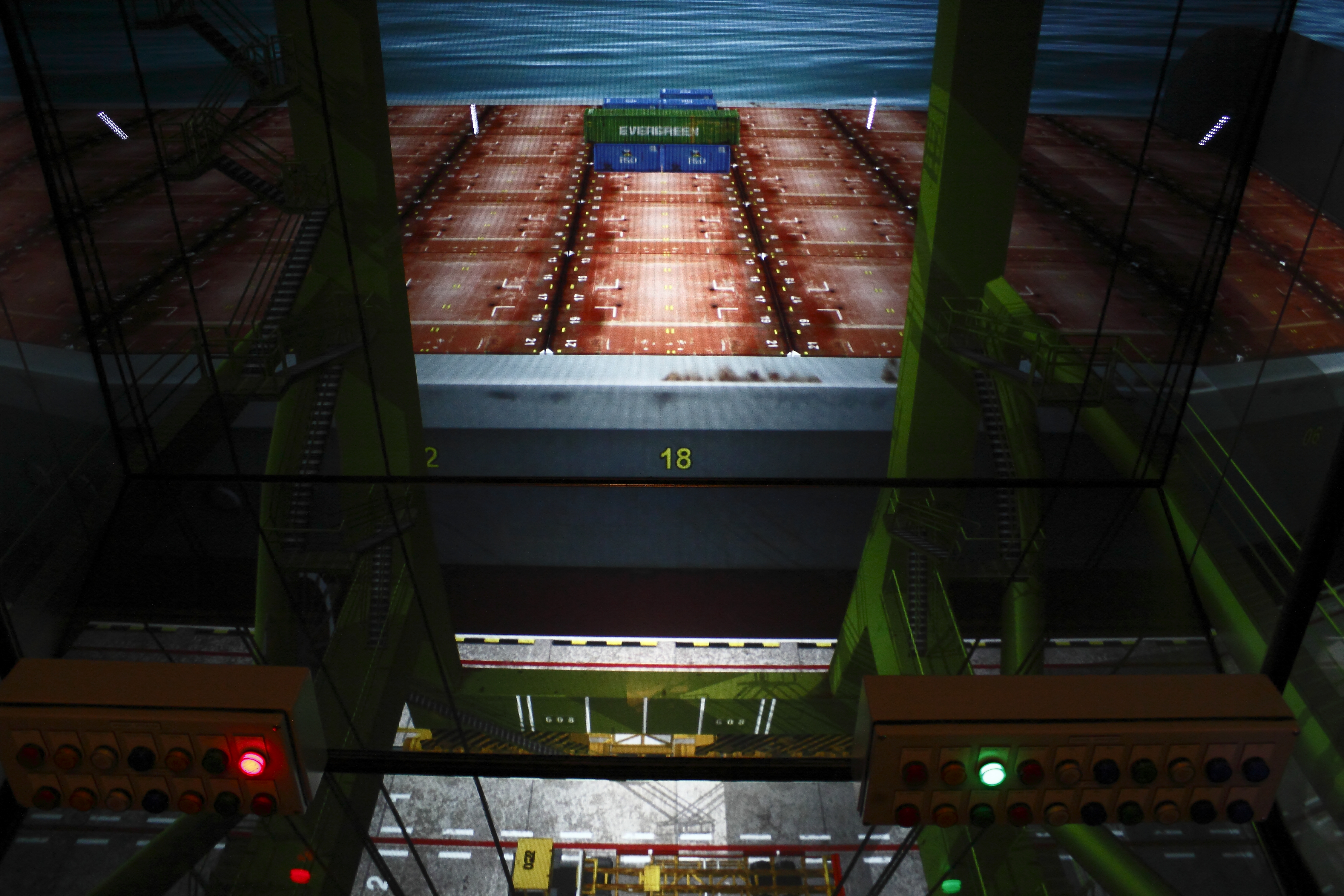 ^432B65194D76167D30AB47C38DB6643A3A35947333FE70F731^pimgpsh_fullsize_distr